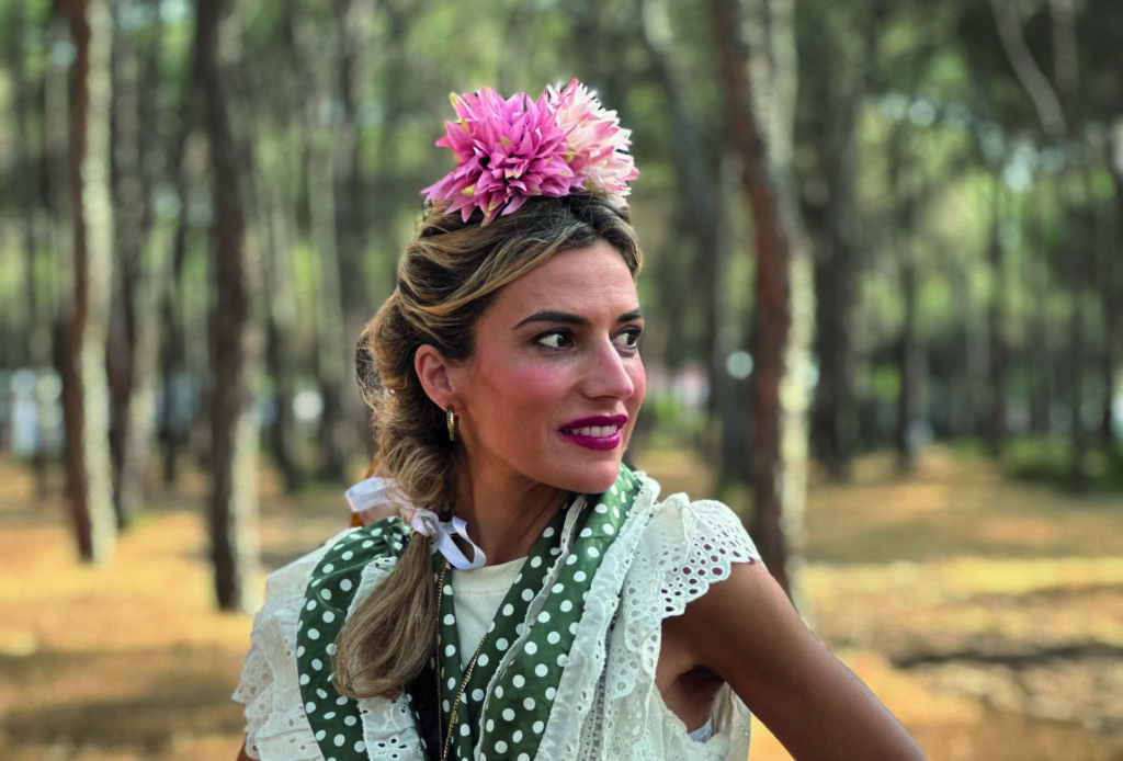 Lola Díaz: “La moda flamenca low cost está en medio de una marea de críticas”
