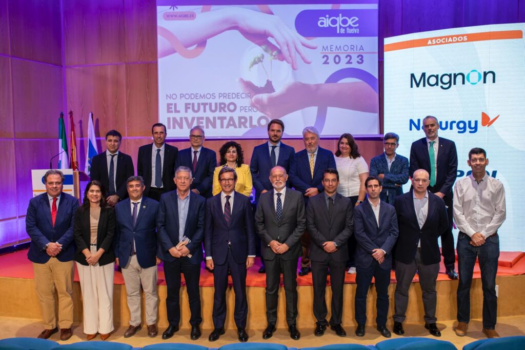Huelva acapara la mitad de los 11.000 millones de inversión industrial captada en Andalucía