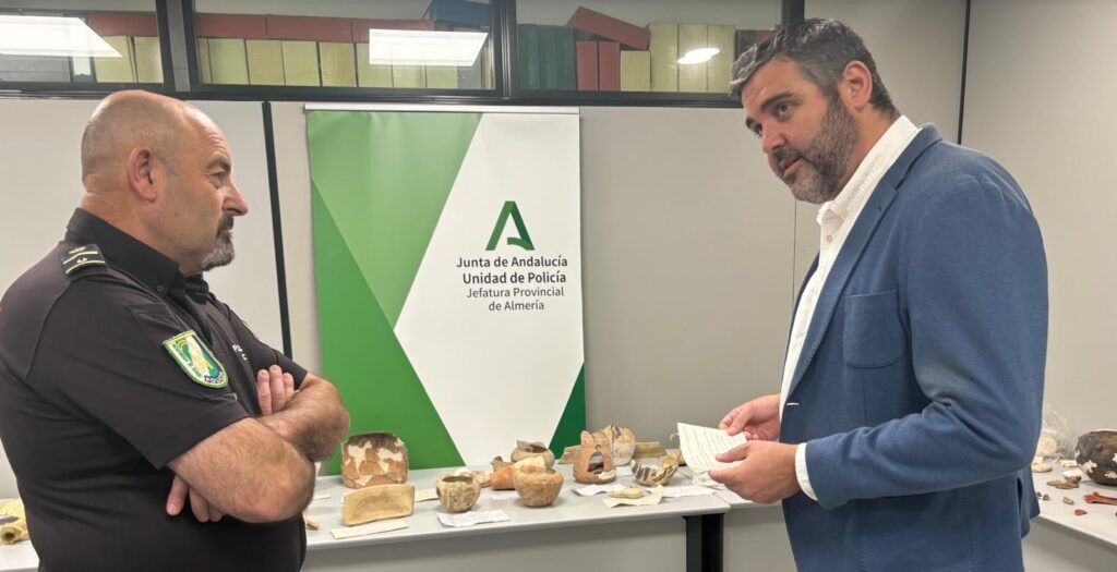 La Policía Adscrita recupera más de 1.200 piezas y efectos arqueológicos en la provincia de Almería