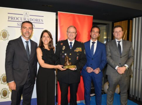 La Policía Nacional, en su 200 aniversario, recibe el X Premio “Procuradora Ascensión García Ortiz”