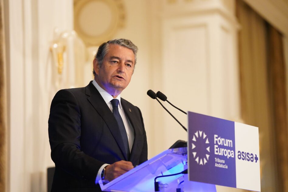 Antonio Sanz anuncia la creación en Vélez-Málaga de un nodo de formación digital sobre agrotech
