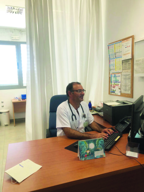 Jesús Pardo (SAMFYC): "El papel del médico de familia es fundamental y prioritario en la atención primaria de salud"