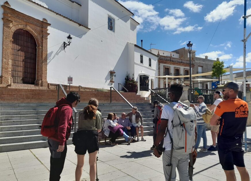 La Sierra Morena de Sevilla, protagonista de un capítulo de la nueva temporada del programa "Volando voy", de Jesús Calleja