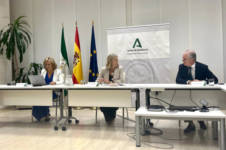 La Consejera de Salud y Consumo y el CACOF se reúnen para avanzar en proyectos de colaboración con las farmacias andaluzas en beneficio de la salud pública y los pacientes