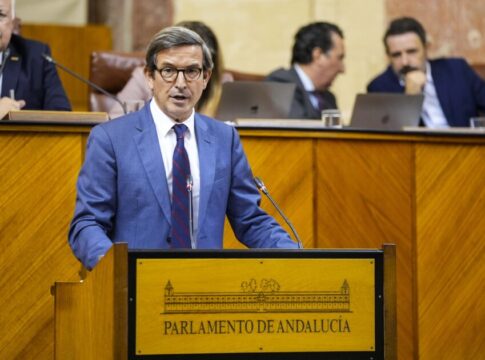 Paradela: “Están en juego 8.000 millones en inversiones y 20.000 empleos por el impuesto a las energéticas”