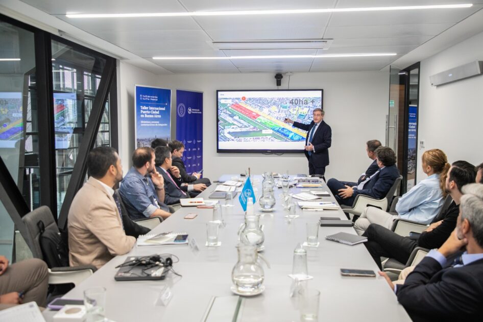 Los puertos españoles de Sevilla, Santander y A Coruña participan esta semana en el Taller Internacional Puerto-Ciudad en Buenos Aires