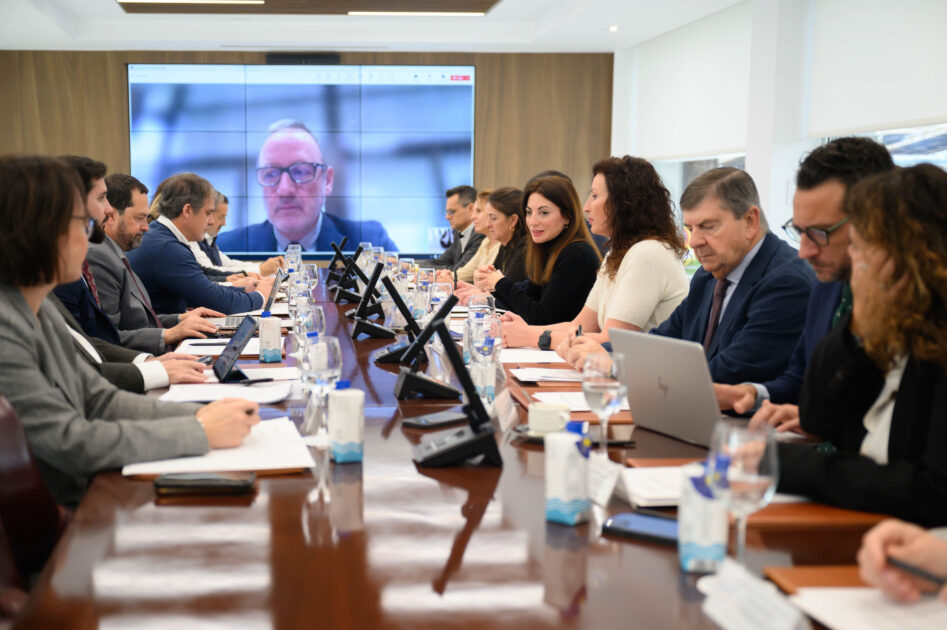 La APA gestionará 100 millones de euros de inversión en los puertos de Almería y Carboneras hasta 2028