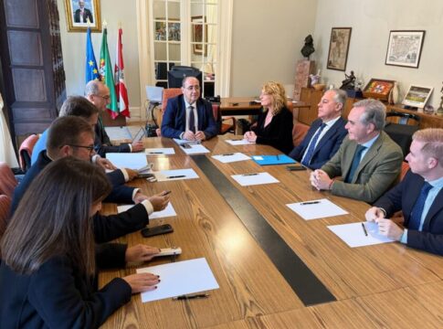 Faro, Huelva y Sevilla refuerzan una posición común sobre la necesidad de una conexión de alta velocidad