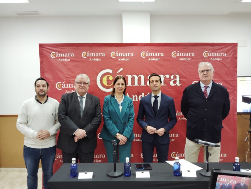 Cámaras de Comercio y Junta animan a las empresas de Jaén a probar la mediación para ahorrar tiempos y costes en resolver sus conflictos