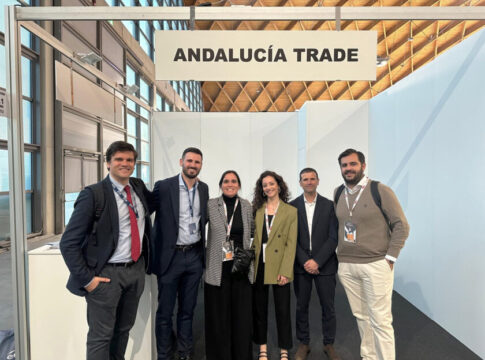 Andalucía TRADE impulsa la proyección internacional de firmas andaluzas de energías renovables en la feria Key Energy de Italia