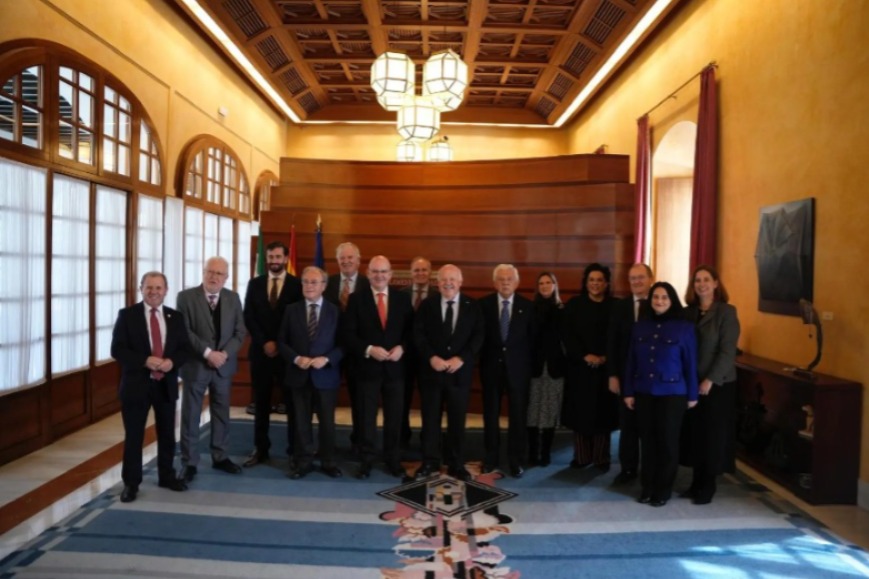 Cámaras Andalucía se reúne con el presidente del Parlamento andaluz para acercarle su labor y potenciar su colaboración