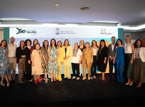 La Diputación de Sevilla analiza, en Alcalá de Guadaíra, el pasado, presente y futuro de las empresarias de la provincia en su VI Foro "Mujer y Empresa"