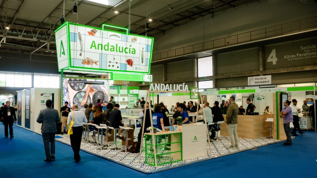 Más de 2.500 personas han visitado el stand institucional de la Junta en Seafood Expo Global 2025