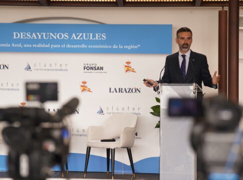 Fernández-Pacheco: “La economía azul no es una moda, sino una auténtica palanca de desarrollo y la estrategia es nuestra brújula”