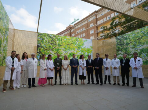 Moreno destaca el compromiso del Gobierno andaluz con la salud mental, su prevención y su detección precoz
