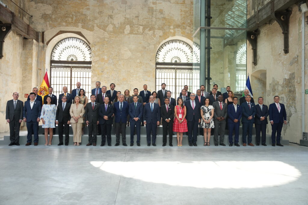Moreno destaca el papel relevante de Andalucía como puente para conectar la Unión Europea con Latinoamérica