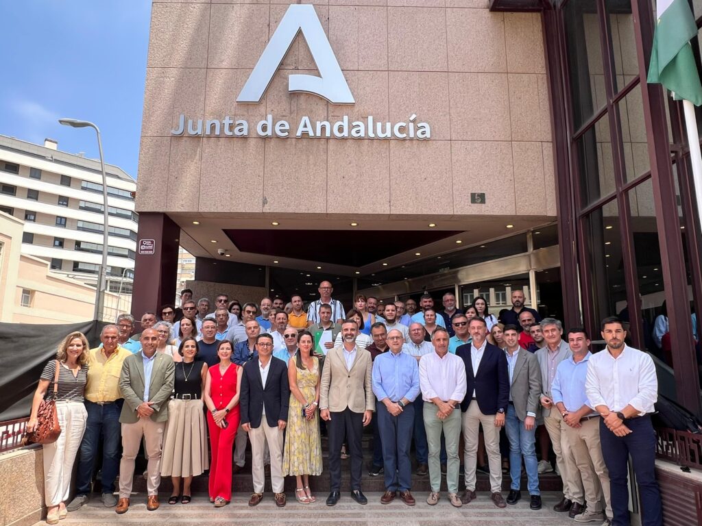 La Junta reparte en Almería cerca de 13,7 millones de euros entre 339 agricultores y ganaderos para modernizar el campo