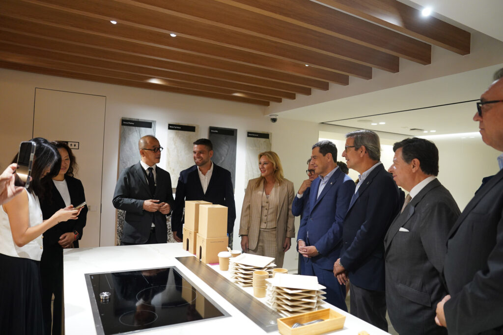 Moreno afirma que los acuerdos y los avances del viaje a Japón se traducen en progreso, empleo y bienestar para Andalucía