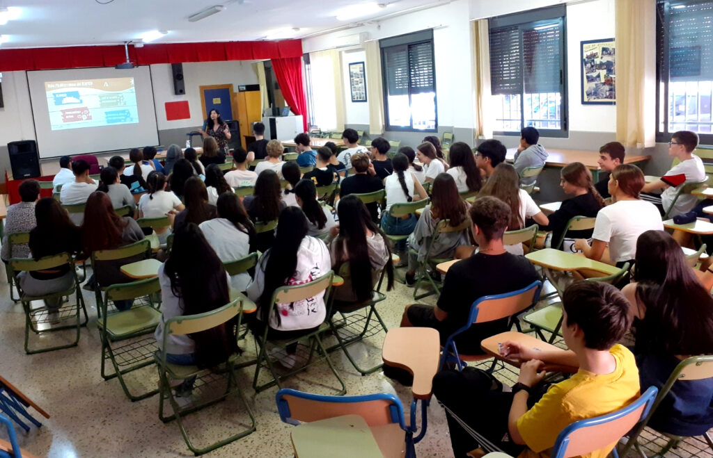 La Junta acerca los beneficios de una dieta saludable a más de 2.000 estudiantes andaluces a través de la iniciativa ‘Aula Mediterránea’