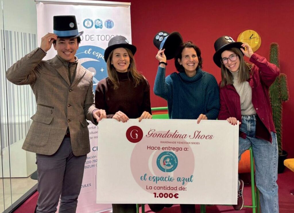 Marta Baturone (FUNDACIÓN RETOS AZULES): “Somos el puente entre toda esa gente que quiere ayudar y los proyectos”
