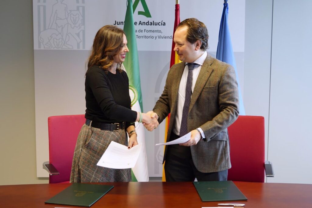 EL CLÚSTER ANDALUCÍA LOGÍSTICS Y LA JUNTA FIRMAN UN PROTOCOLO DE COLABORACIÓN PARA IMPULSAR LA COMPETITIVIDAD LOGISTICA ANDALUZA