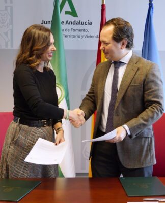 EL CLÚSTER ANDALUCÍA LOGÍSTICS Y LA JUNTA FIRMAN UN PROTOCOLO DE COLABORACIÓN PARA IMPULSAR LA COMPETITIVIDAD LOGISTICA ANDALUZA