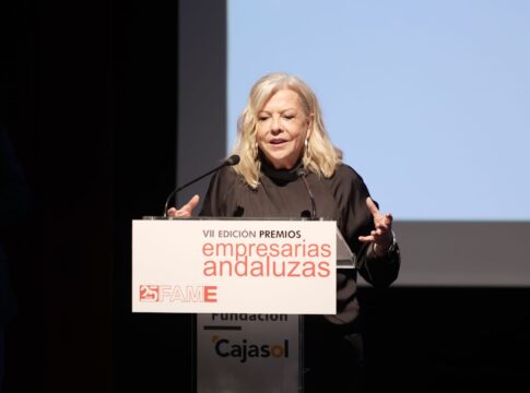 ACTO DE ENTREGA DE LA VII EDICIÓN DE LOS PREMIOS “EMPRESARIAS ANDALUZAS”, ORGANIZADOS POR LA FEDERACIÓN ANDALUZA DE MUJERES EMPRESARIAS.