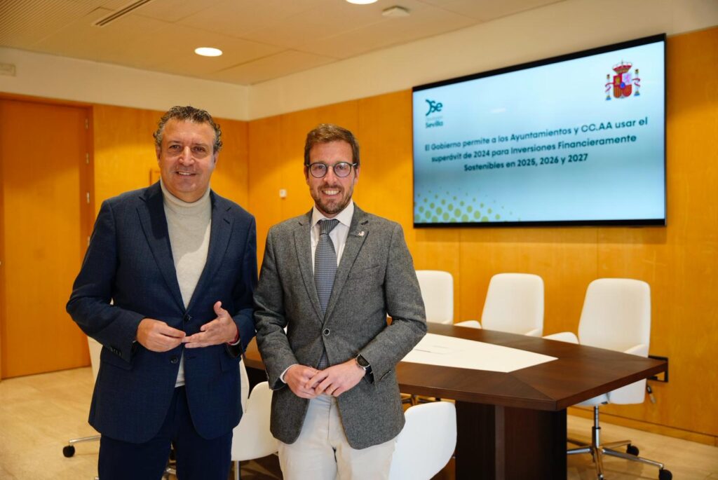 JAVIER FERNÁNDEZ Y FRANCISCO TOSCANO SE REÚNEN PARA ANALIZAR  EL DESBLOQUEO DE 176,21 MILLONES DE EUROS POR EL GOBIERNO DE ESPAÑA