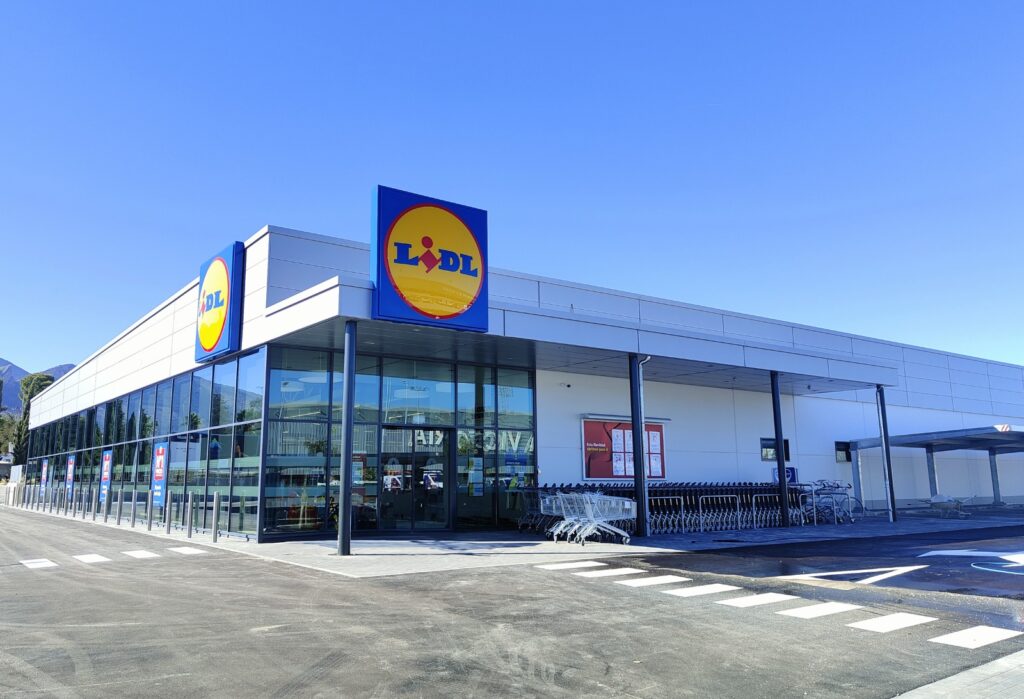 Lidl bate récords en Andalucía con el aumento de más de un 15 % de su plantilla y su impacto directo en el PIB regional en solo un año