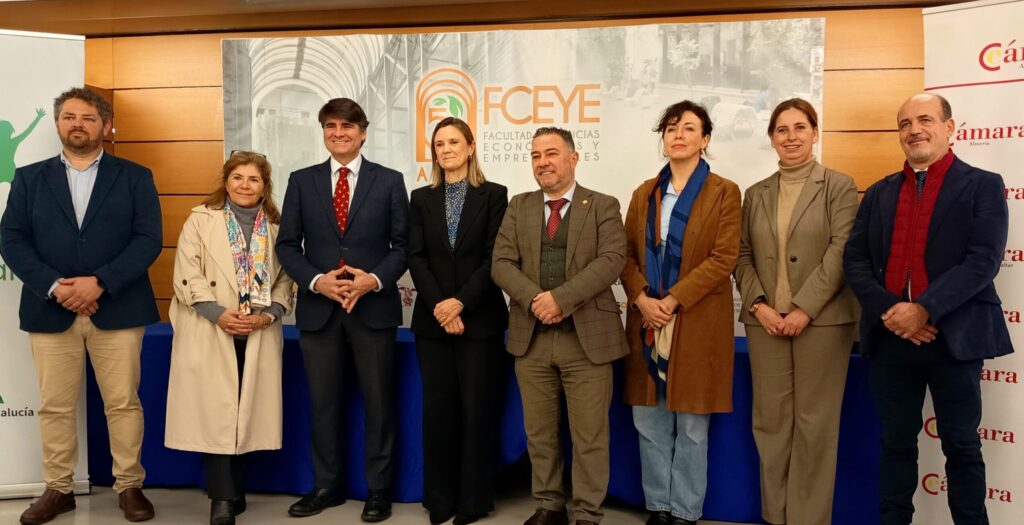 El Consejo Andaluz de Cámaras y el IAJ refuerzan su compromiso con el talento joven en los pueblos andaluces