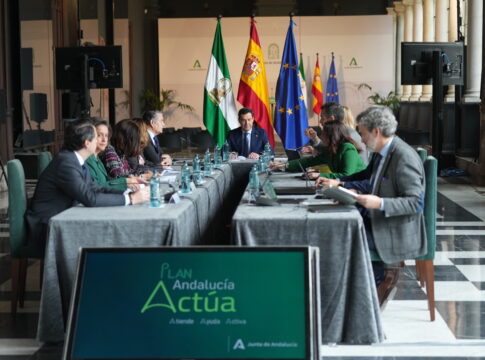 'Andalucía Actúa': 1.780 millones para reparar daños y ayudas directas a agricultores, autónomos y pymes