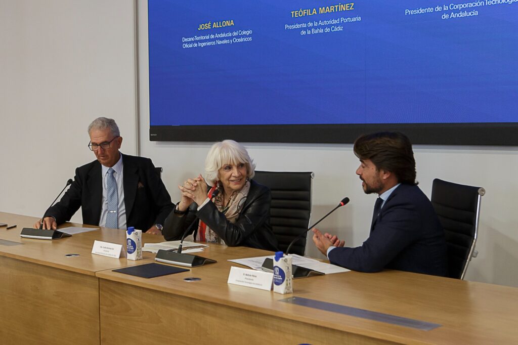 El Puerto de Cádiz analiza la implantación del primer sistema OPS para cruceros de España
