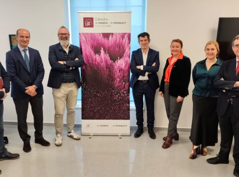 INDRA GROUP y la Universidad de Sevilla refuerzan su alianza estratégica con la renovación de la cátedra INDRA sociedad digital
