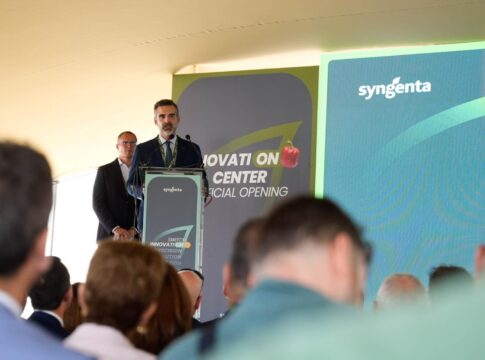 Almería se consolida como referente en investigación vegetal con el nuevo centro de innovación tecnológica de Syngenta en El Ejido