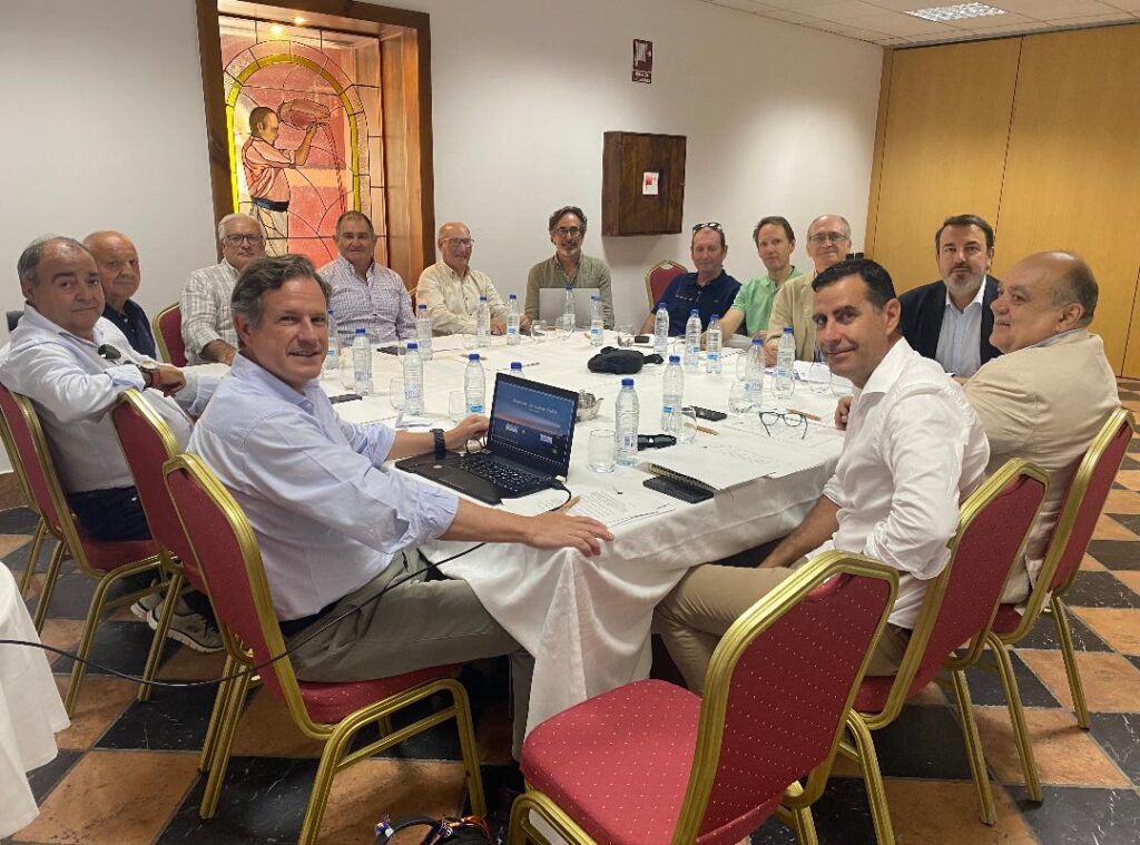 El sector pesquero andaluz vuelve a confiar a José María Gallart y su equipo directivo el liderazgo de su representación cuatro años más