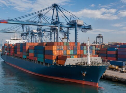 Récord exportador de Andalucía en el primer cuatrimestre de 2026, con 15.142 millones y superávit comercial, frente al déficit de España