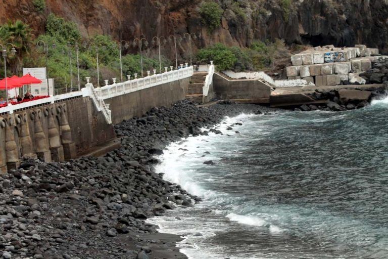 El pleno del ayuntamiento de Icod de Los Vinos aprueba instar a Costas y al Gobierno de Canarias a la urgente resposición de la arena natural de la Playa de San Marcos